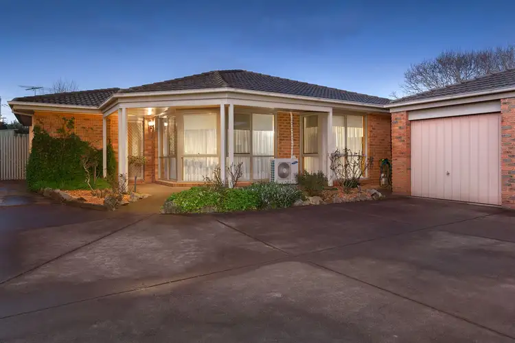 2/23 Naples Street, Mornington VIC 3931