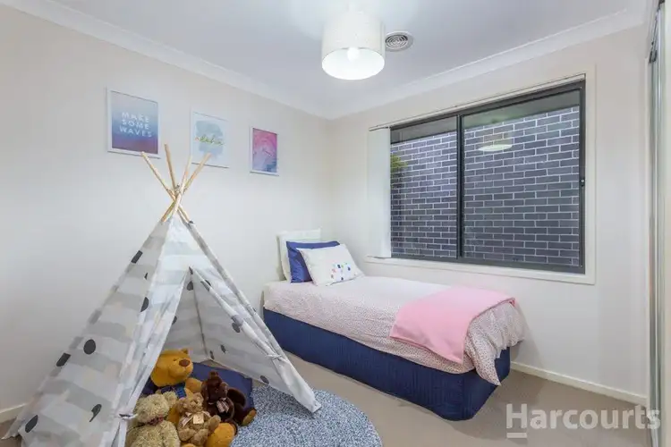Fifth view of Homely house listing, 17 Elia Ware Crescent, Bonner ACT 2914