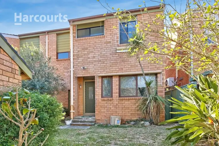 12 Green Lane, Bradbury NSW 2560