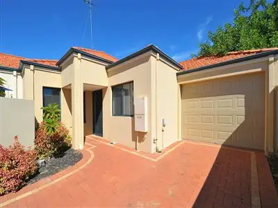 Main view of Homely unit listing, 5/9 Hackett Street, Mandurah WA