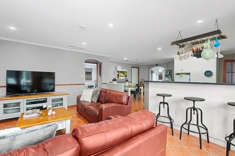 Fifth view of Homely house listing, 10 Magnolia Crescent, Craigmore SA 5114