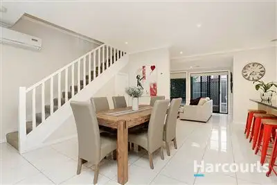 Fourth view of Homely townhouse listing, 2/2 Stewart Street, Thomastown VIC 3074