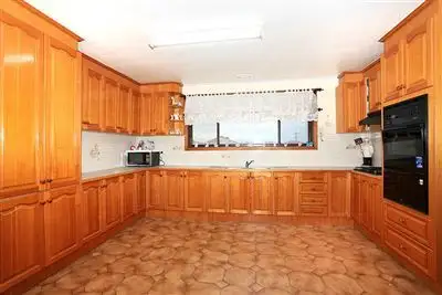 Fifth view of Homely house listing, 28 Sherwood Drive, Thomastown VIC 3074