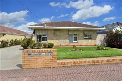 Main view of Homely unit listing, 1/7 Third Avenue, Glenelg East SA 5045