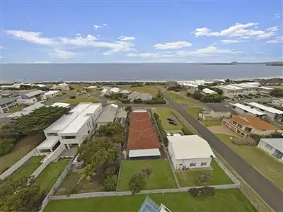 1,2,3/112 Seagull Avenue, Hayborough SA 5211