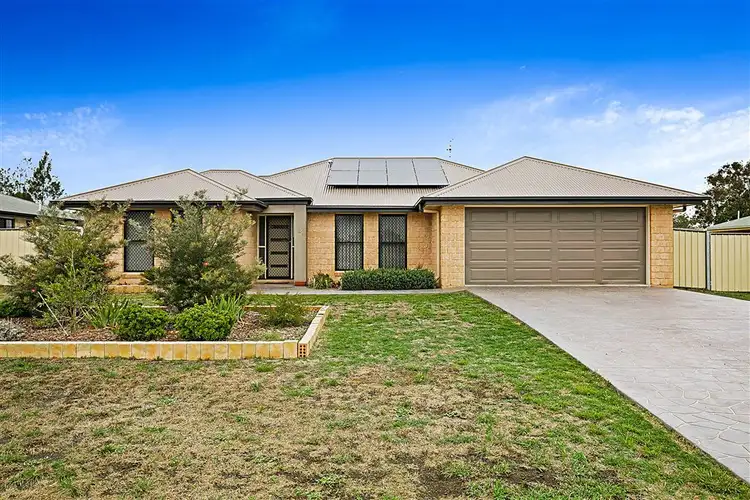 3 Coral Court, Cambooya QLD 4358