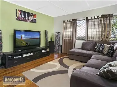 8 Dawson Parade, Keperra QLD 4054