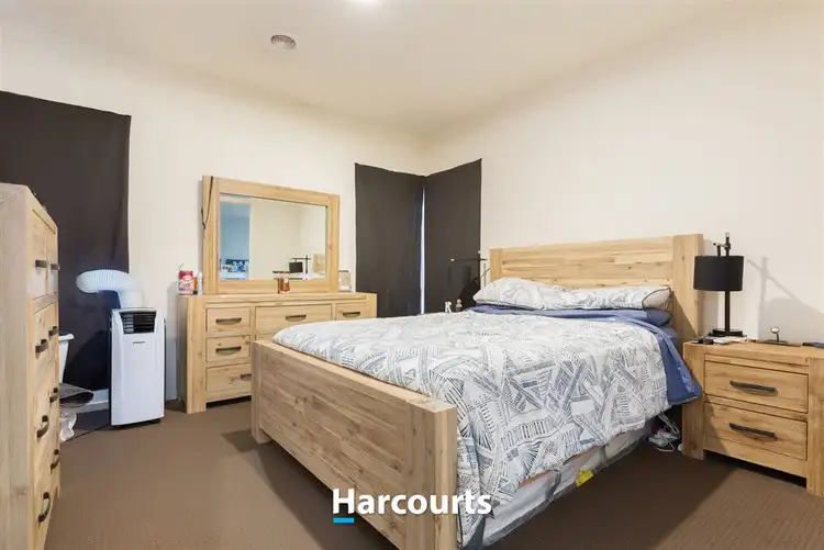 Sixth view of Homely house listing, 8 Harlesden Circuit, Pakenham VIC 3810