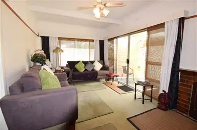 Second view of Homely house listing, 8 Rundle Place, Wangaratta VIC 3677