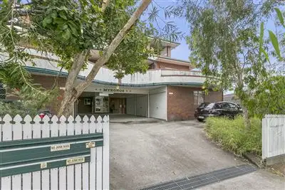 Main view of Homely unit listing, 3/11 Beatrice Street, Greenslopes QLD 4120
