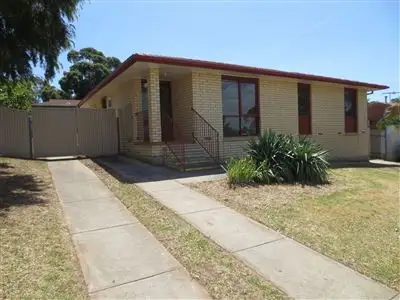 9 Birchenough Road, Huntfield Heights SA 5163