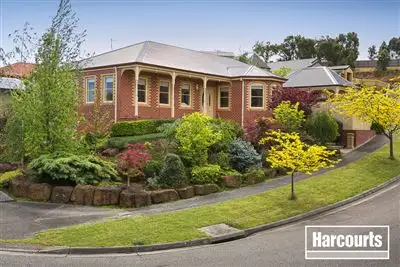 1 Temora Rise, Berwick VIC 3806