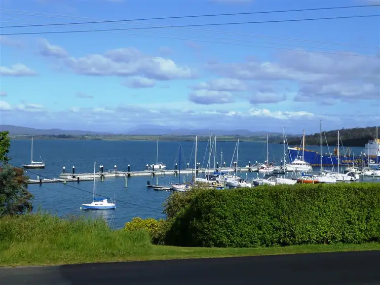 151 Flinders Street, Beauty Point TAS 7270