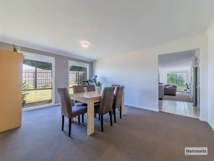 Seventh view of Homely house listing, 16 Sutherland Way, Drouin VIC 3818