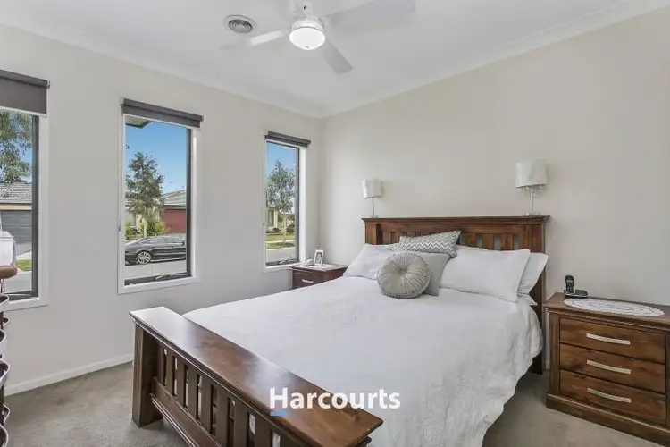 Sixth view of Homely house listing, 39 Mickleham Drive, Cranbourne North VIC 3977