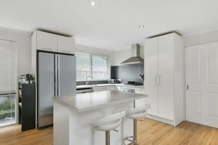 Fourth view of Homely house listing, 2 Chatswood Avenue, Langwarrin VIC 3910