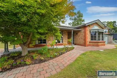 39 Vincent Boulevard, Flagstaff Hill SA 5159
