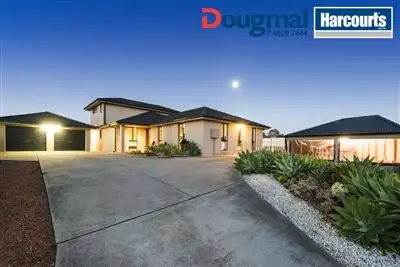 7 Miranda Place, Rosemeadow NSW 2560