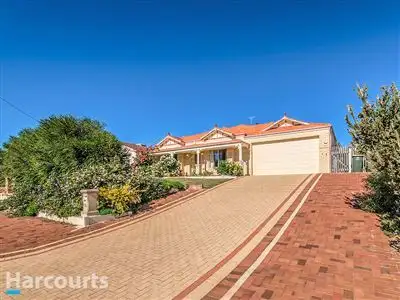 15 St Ives Drive, Yanchep WA 6035