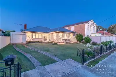 11 Agnes Street, Seaton SA 5023