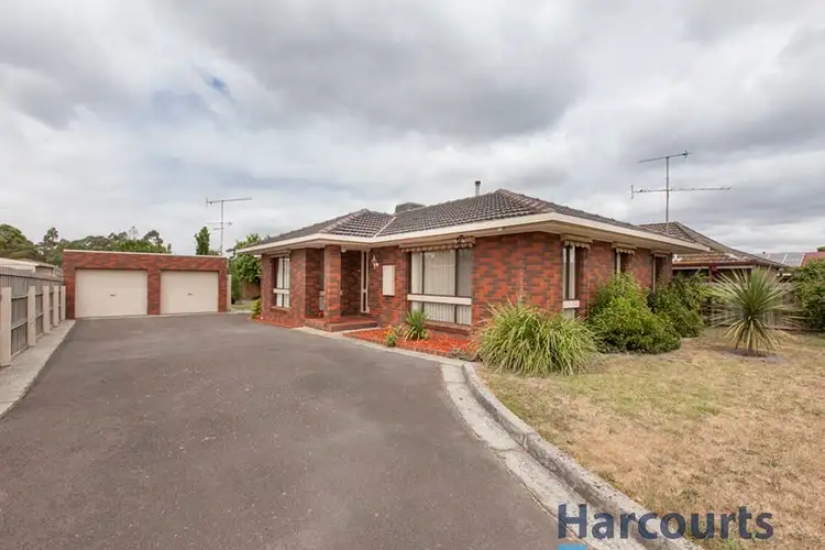 12 Jeeralang Avenue, Newborough VIC 3825