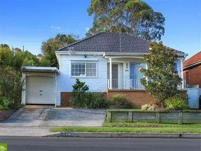 Main view of Homely house listing, 330 Northcliffe Drive, Lake Heights NSW 2502