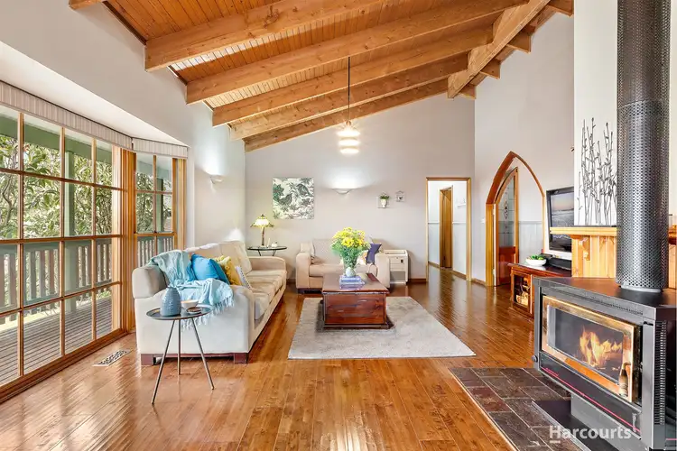 Fifth view of Homely house listing, 4 Waroona Court, Pakenham VIC 3810