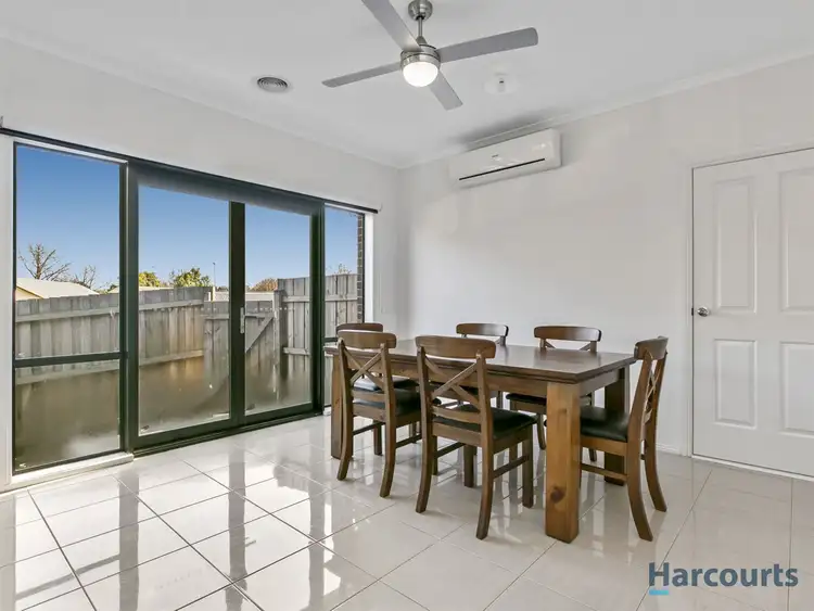 Fourth view of Homely unit listing, 1/12 Western Park Drive, Warragul VIC 3820