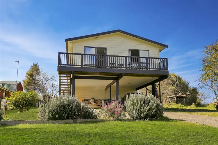 42 Miller Street, Dumbalk VIC 3956