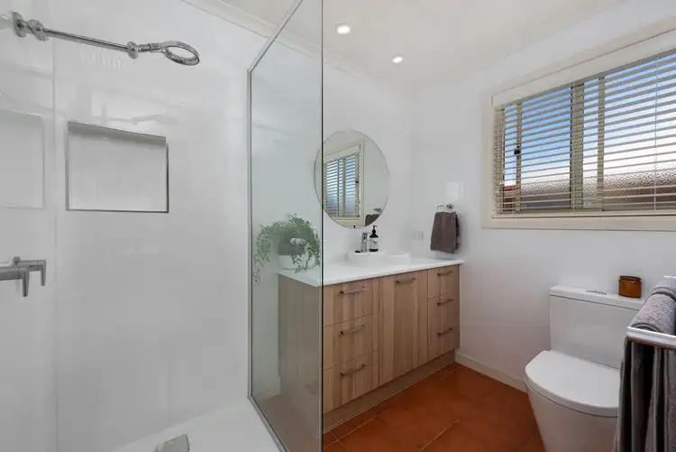 Seventh view of Homely house listing, 2 Bradbury Drive, Wangaratta VIC 3677