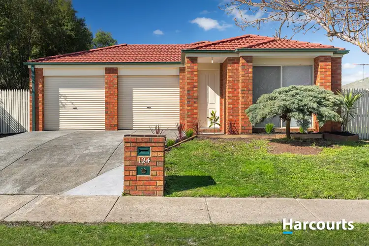 124 Bellevue Drive, Berwick VIC 3806