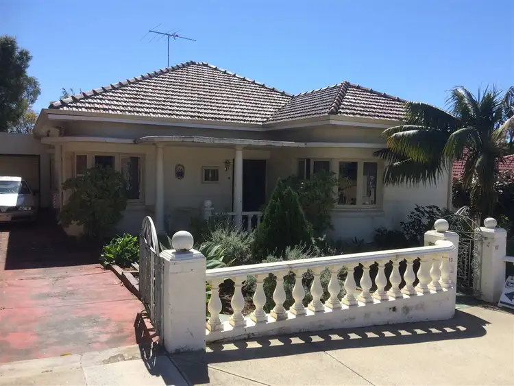 32 Martha Street, Beaconsfield WA 6162