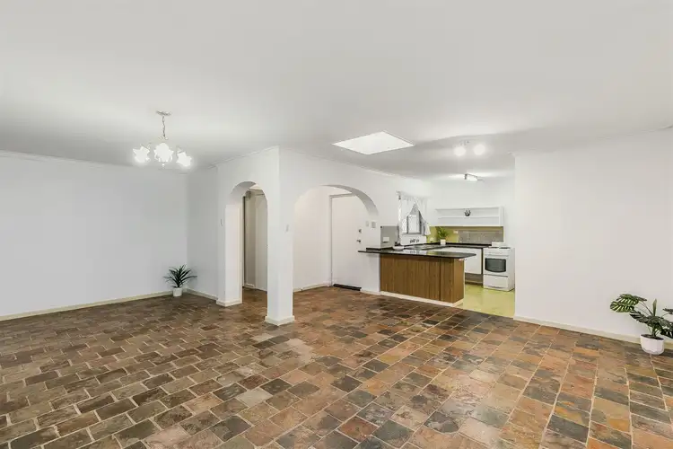 5 Corvus Place, Rockingham WA 6168