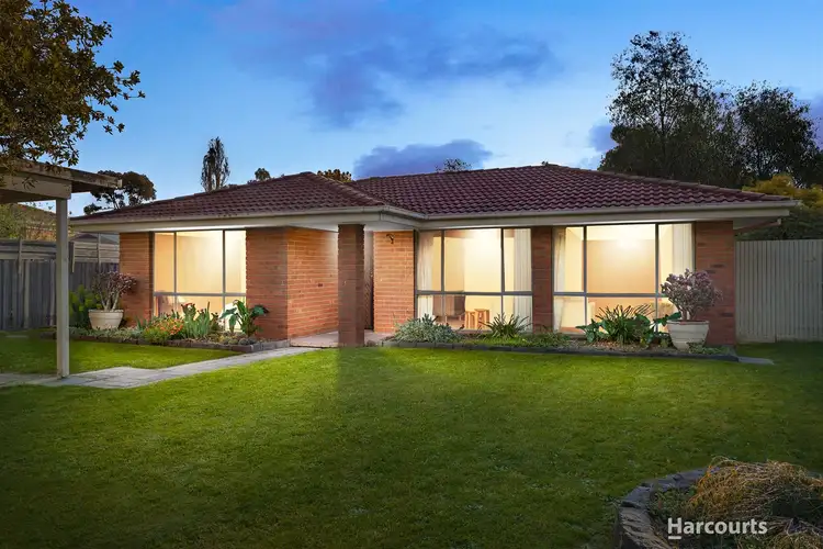 5 Jenola Parade, Wantirna South VIC 3152