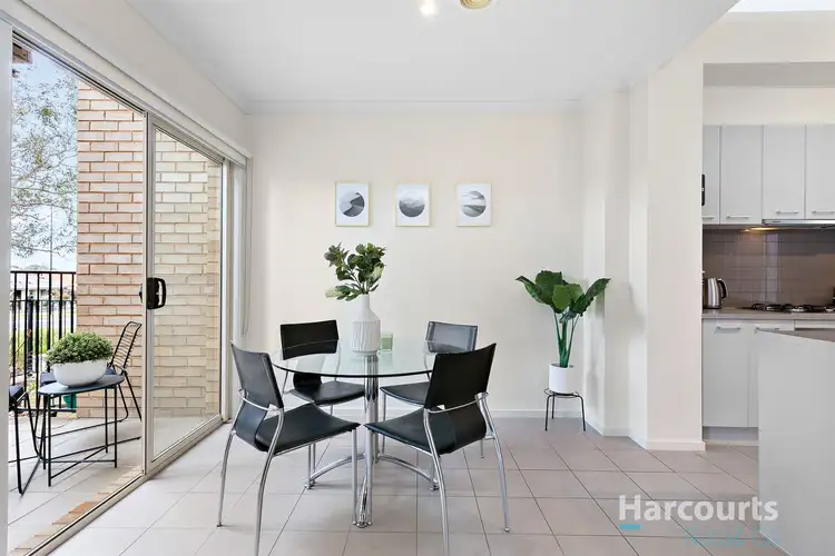 Sixth view of Homely townhouse listing, 5 Cadiz Walk, Epping VIC 3076