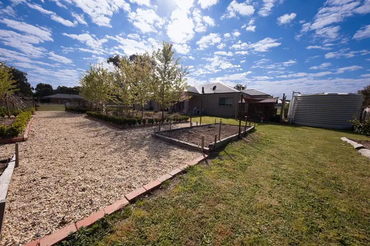 Fifth view of Homely house listing, 6 Ploughlands Court, Tarrawingee VIC 3678