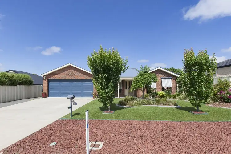8 Kims Close, Ararat VIC 3377