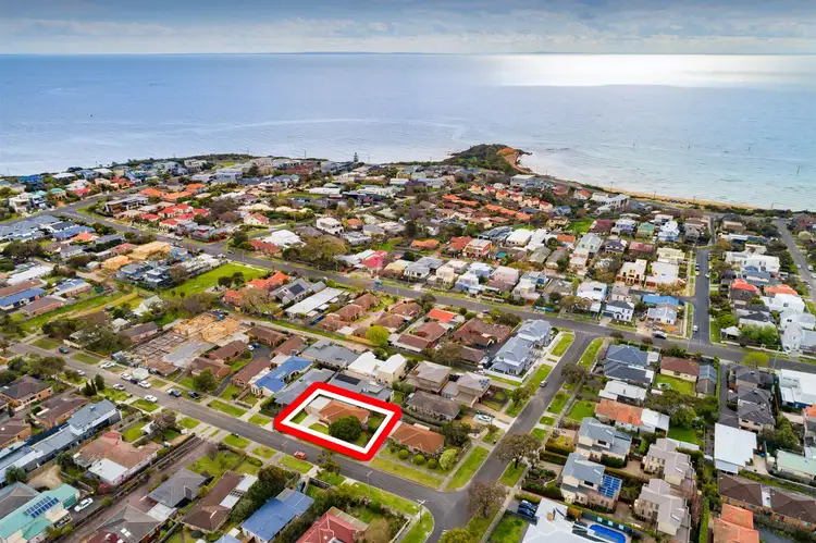 35 Nelson Street, Mornington VIC 3931