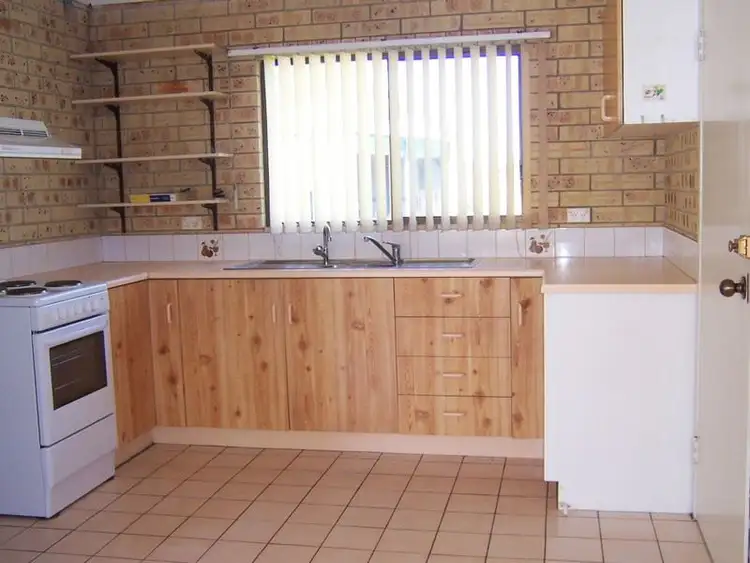 Second view of Homely unit listing, 4/21 Davenport Street, Clifton QLD 4361