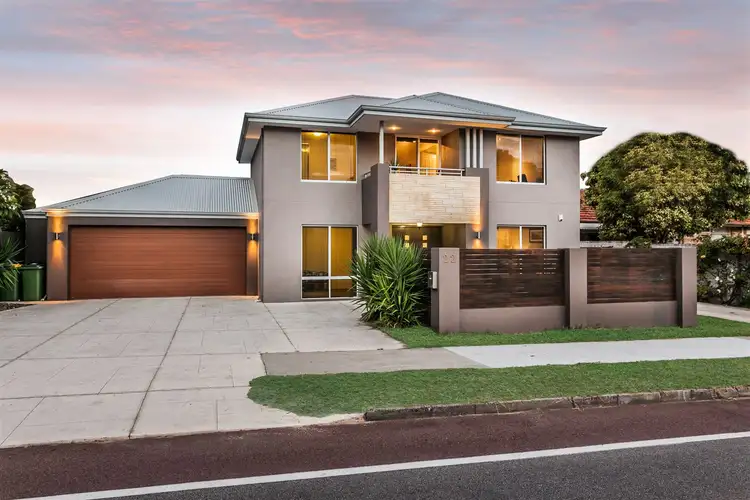 22 North Lake Road, Alfred Cove WA 6154