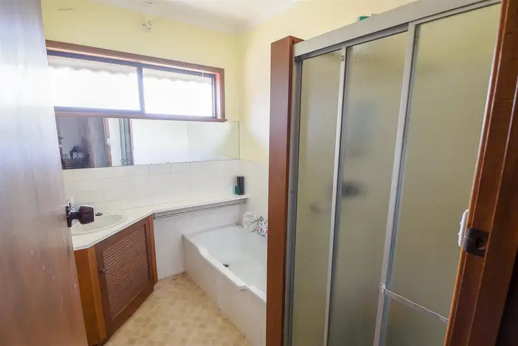 Fifth view of Homely house listing, 54 Natimuk Road, Horsham VIC 3400