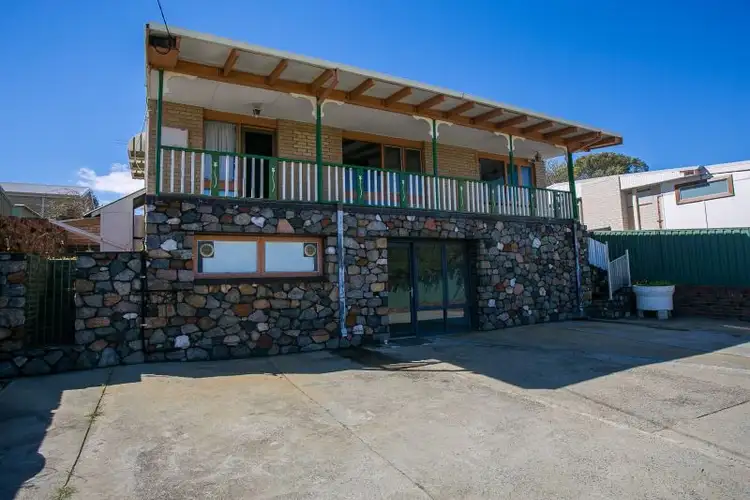 2 Ethelwyn Street, Hilton WA 6163
