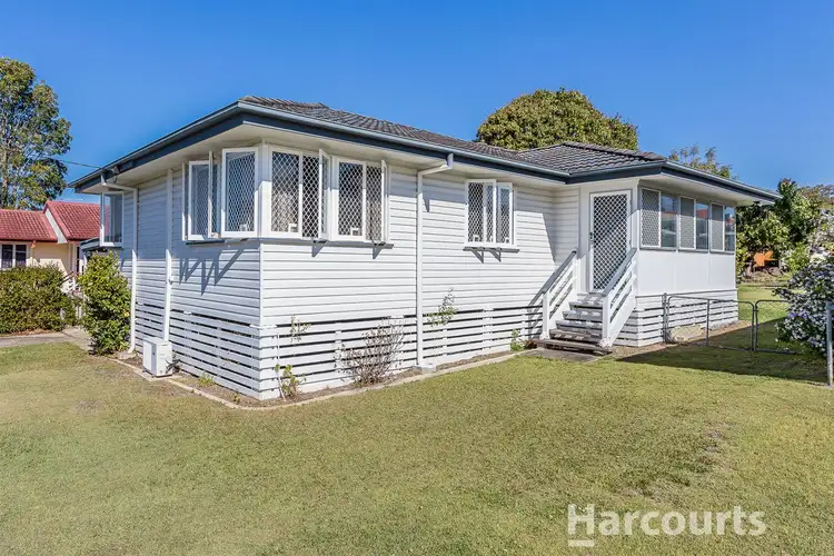 17 Hurrell Street, Clontarf QLD 4019