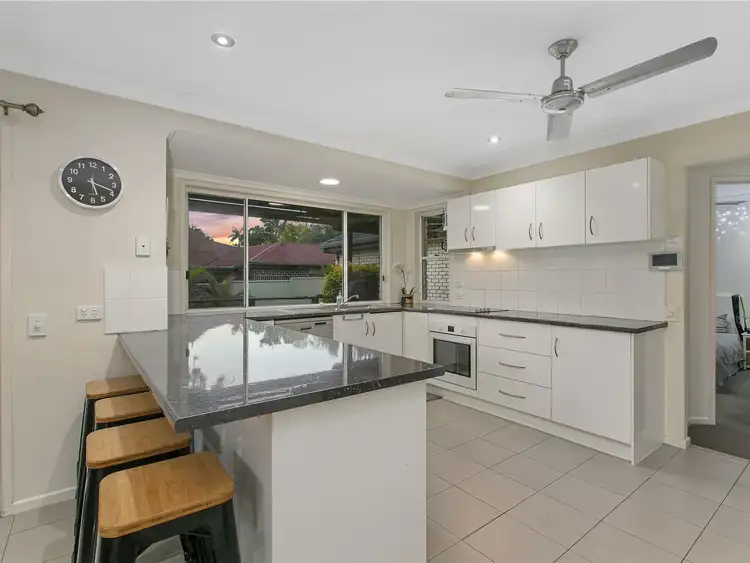 85 Karawatha Drive, Mountain Creek QLD 4557