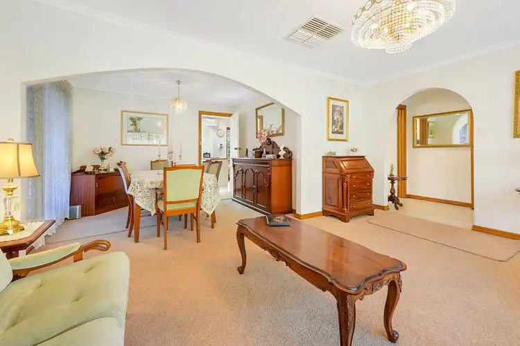 Fifth view of Homely house listing, 2 Grassdale Rise, Aberfoyle Park SA 5159