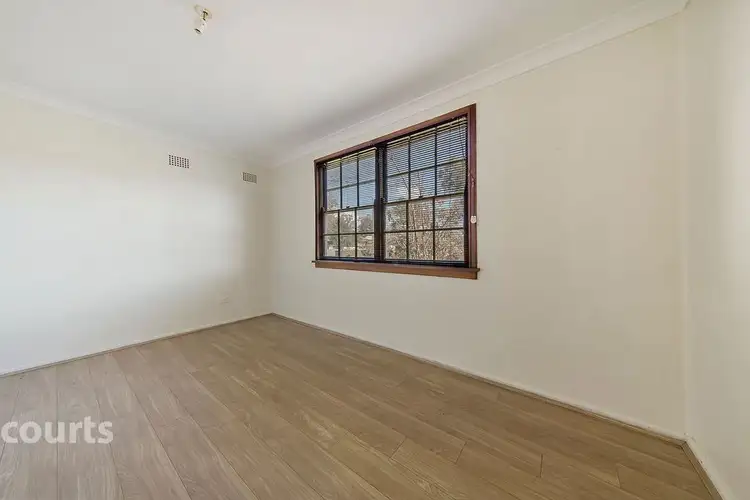 Fourth view of Homely house listing, 21 Leyte Avenue, Lethbridge Park NSW 2770