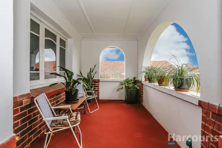43 Wood St, Inglewood WA 6052