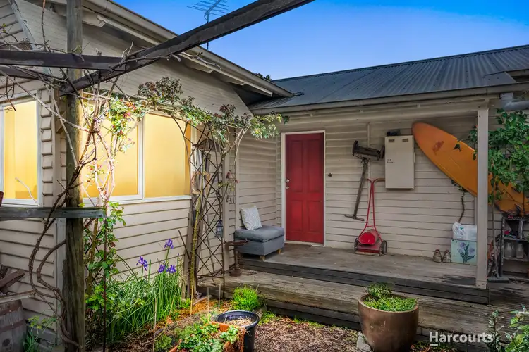 18 Sybella Avenue, Koo Wee Rup VIC 3981