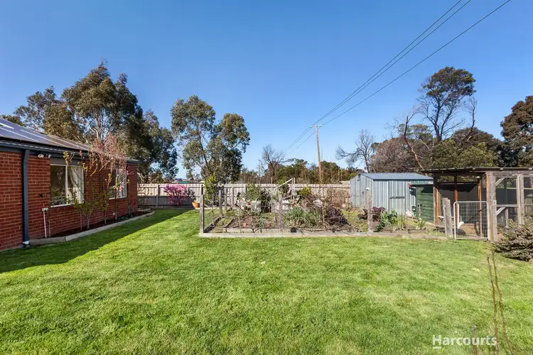 Fifth view of Homely house listing, 8 Jamie Court, Pakenham VIC 3810