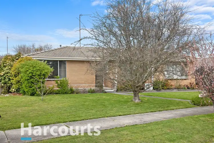 23 Webbcona Parade, Wendouree VIC 3355